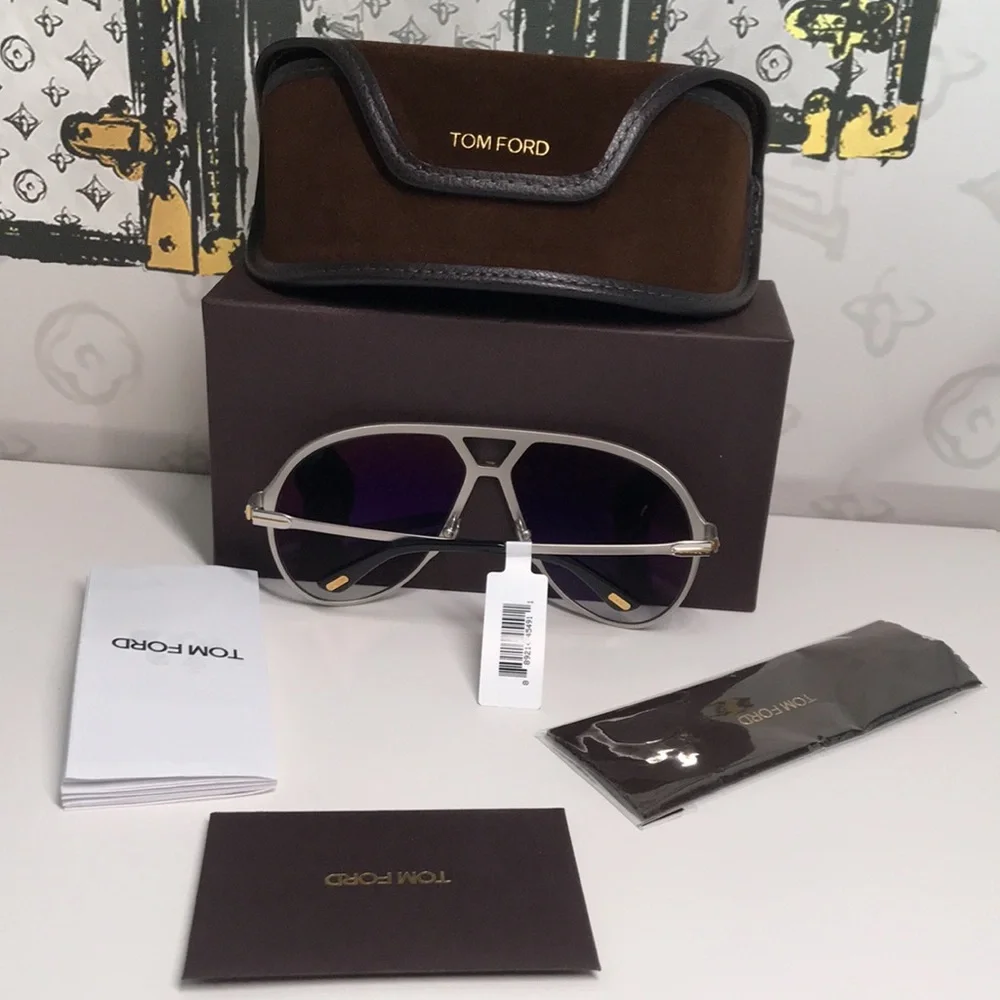 NEW AUTHENTIC Tom Ford Silver Aviator Sunglasses TF1060 16B
